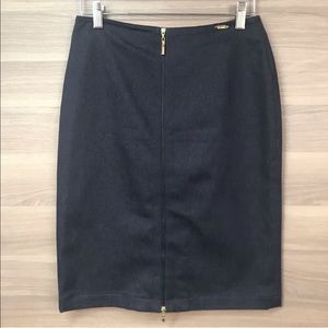 St. John Sport Denim Zippered Pencil Skirt Sz 2